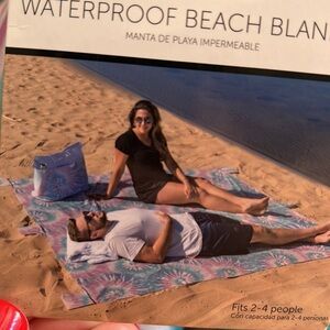 NWT Waterproof Beach Blanket (84”x84”)